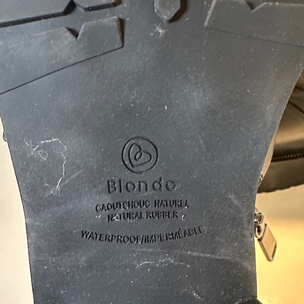 Blondo Black Leather Moto Boots with Buckles - Picture 2 of 7